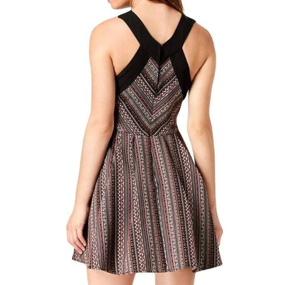 BCBGeneration Women's Cross Front FIT & Flare Dress Multi Color Size 8 - Picture 2 of 6
